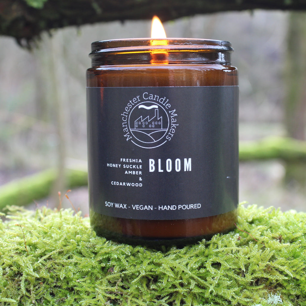 Bloom-Freesia Honeysuckle White Rose Gardenia Soy Wax Candle